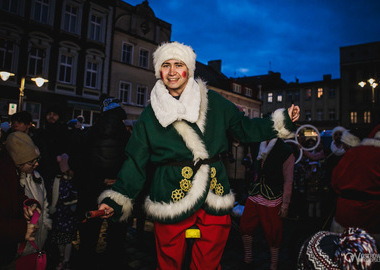 2025-12-07 Ostrowskie Mikołajki (16)