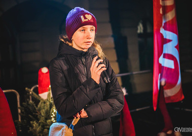 2025-12-06 Odpalenie choinki (654)