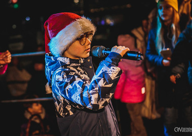 2025-12-06 Odpalenie choinki (619)