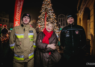 2025-12-06 Odpalenie choinki (454)