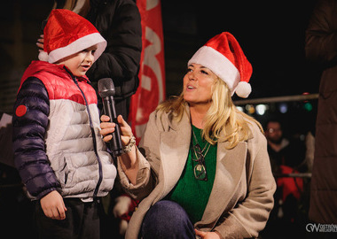 2025-12-06 Odpalenie choinki (207)