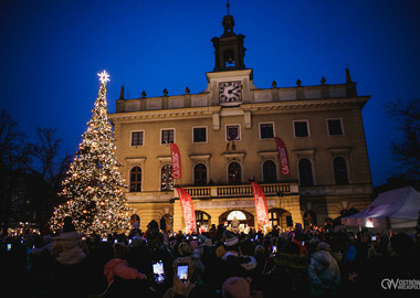 2025-12-06 Odpalenie choinki (155)