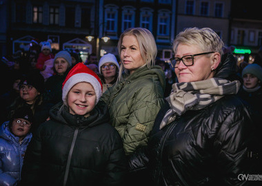 2025-12-06 Odpalenie choinki (74)