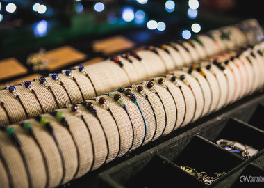 2025-12-07 Kiermasz sztuki synagoa (91)