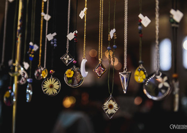 2025-12-07 Kiermasz sztuki synagoa (84)