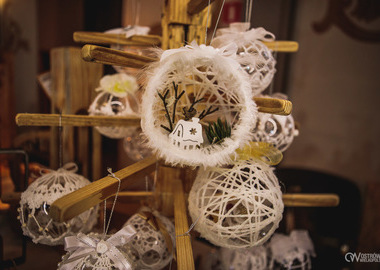 2025-12-07 Kiermasz sztuki synagoa (82)