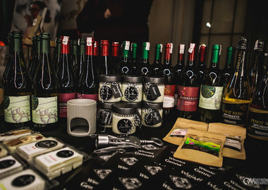 2025-12-07 Kiermasz sztuki synagoa (32)