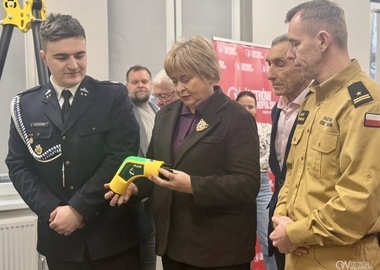 Przekazanie sprzętu dla OSP Ostrów Wielkopolski  (6)