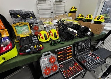 Przekazanie sprzętu dla OSP Ostrów Wielkopolski  (1)