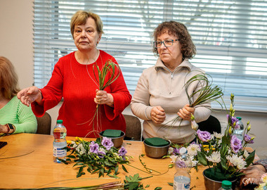2026-03-05 Warsztaty florystyczne (5)