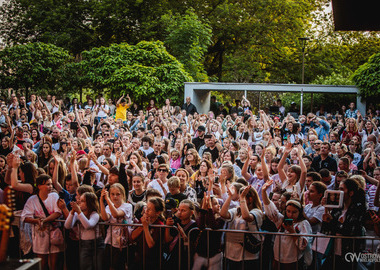 2026-05-31 Dzień Dziecka w Parku Miejskim, Koncert Lanbery Amfiteatr (1250)
