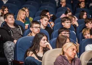Uczniowie ostrowskich szkół poznawali świat zawodów (15)