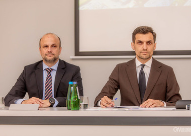 Budżet za 2025 rok z nadwyżką operacyjną i wysokim poziomem inwestycji. Konferencja prasowa (3)