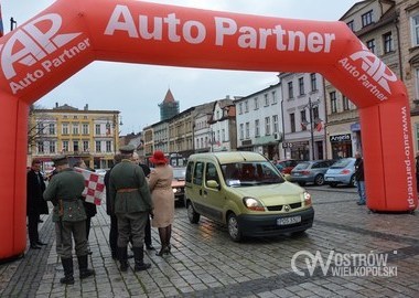 Rajd Sladami Republiki Ostrowskiej, 11.11.2015 r (12)