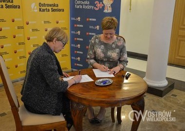 Podpisanie porozumien OKS i Karty 3+, 03.02.2016 r (2)