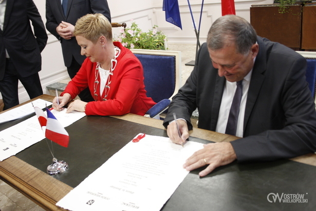 Fot. podpisanie umowy partnerskiej z Bergerac
